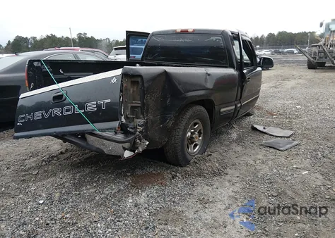 2000 Chevrolet Silverado 1500 из США, поврежденный, VIN 1GCEC14W6YZ109216